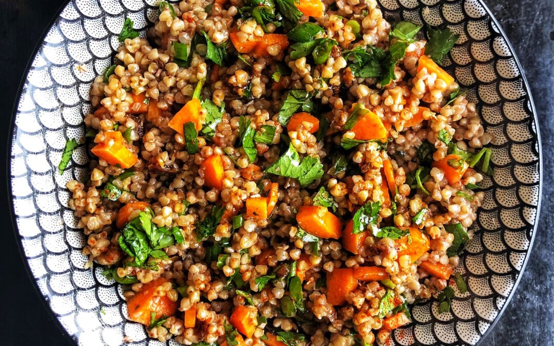 3 habits to create an easy, budget-friendly and sustainable home-cooking practice for your best (gut) health.